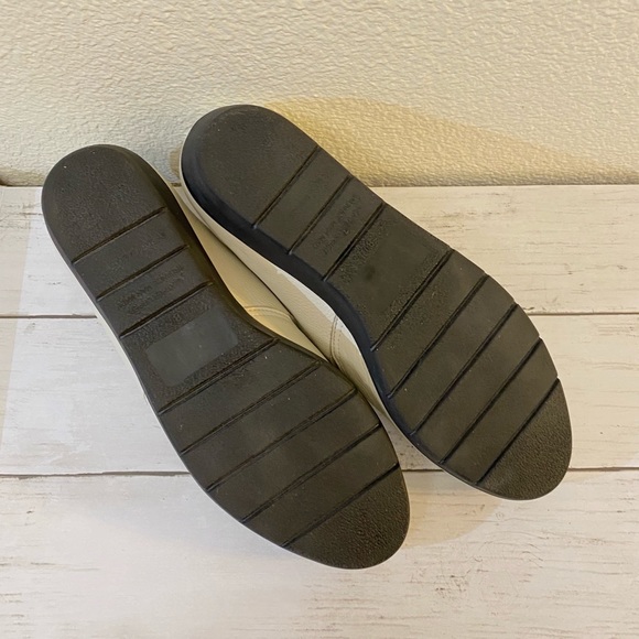 [EUC] I love comfort flat slip-on shoes - Picture 8 of 8